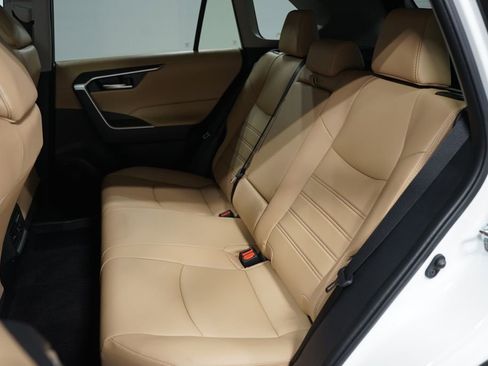 Used 2024 Toyota RAV4 XLE Premium image 29