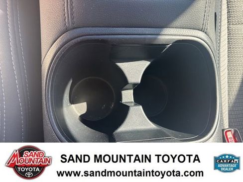 Used 2024 Subaru Outback Premium image 19