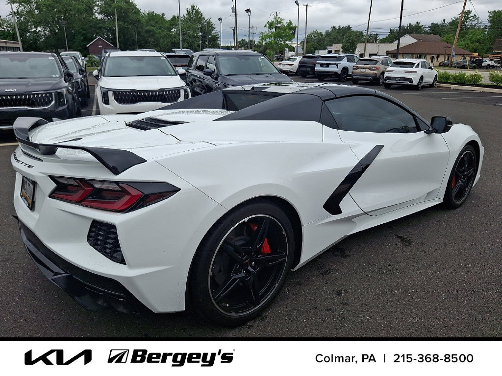 Used 2023 Chevrolet Corvette Stingray Premium Conv w/ Z51 Performance Package RWD image 5