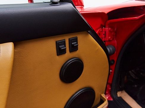 Used 1991 Porsche 911 Turbo image 27