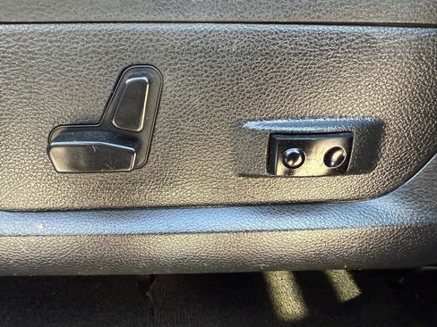 Used 2015 RAM 2500 SLT w/ Protection Group image 19