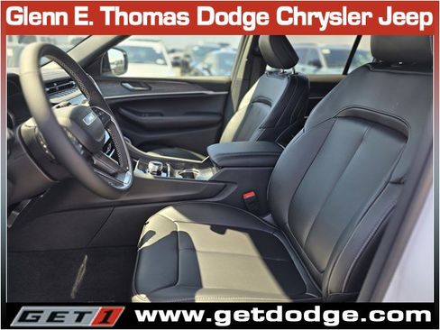 New 2026 Jeep Grand Cherokee Limited image 11