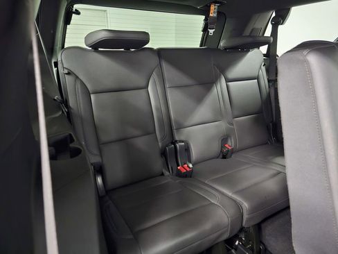 Used 2025 Chevrolet Tahoe LT AWD/4WD image 28