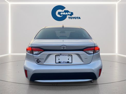 Used 2020 Toyota Corolla LE image 14