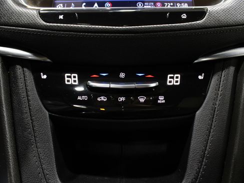 Certified 2023 Cadillac XT5 Premium Luxury image 21