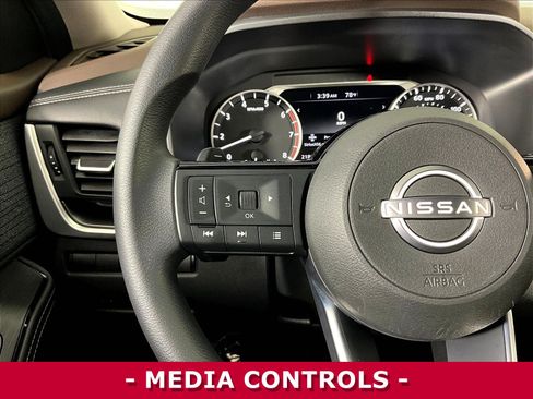 Certified 2023 Nissan Rogue SV AWD/4WD image 11