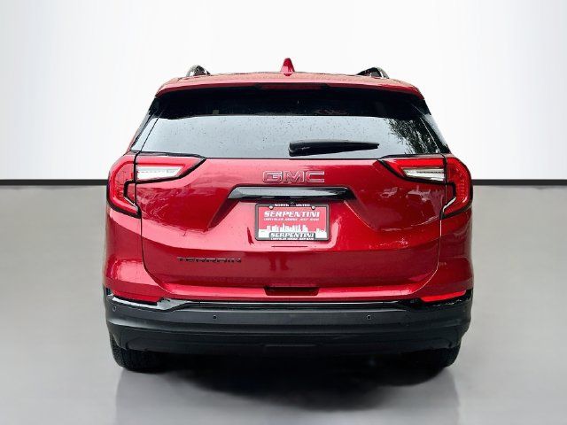 Used 2022 GMC Terrain SLT w/ Infotainment Package II FWD image 7