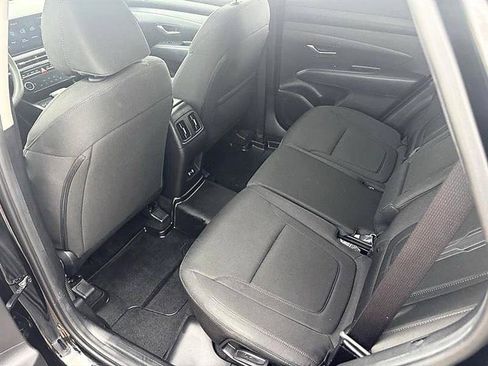 Used 2025 Hyundai Tucson SEL FWD image 42