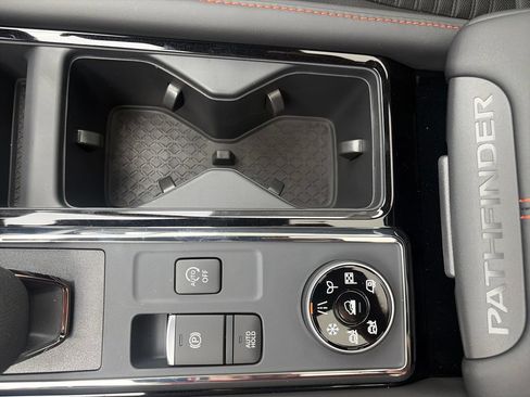New 2026 Nissan Pathfinder Rock Creek w/ Rock Creek Premium Package AWD/4WD image 33