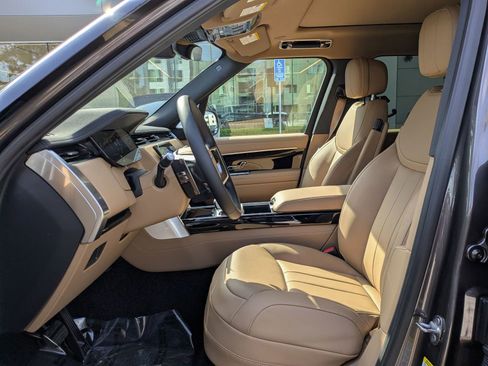New 2026 Land Rover Range Rover SE AWD/4WD image 13