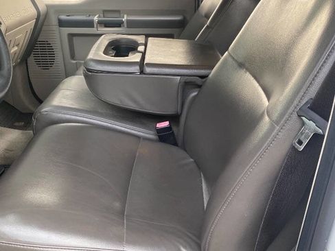 Used 2009 Ford F450 XL image 24