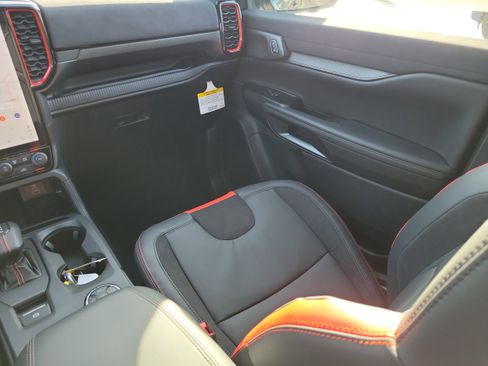 New 2025 Ford Ranger Raptor image 15