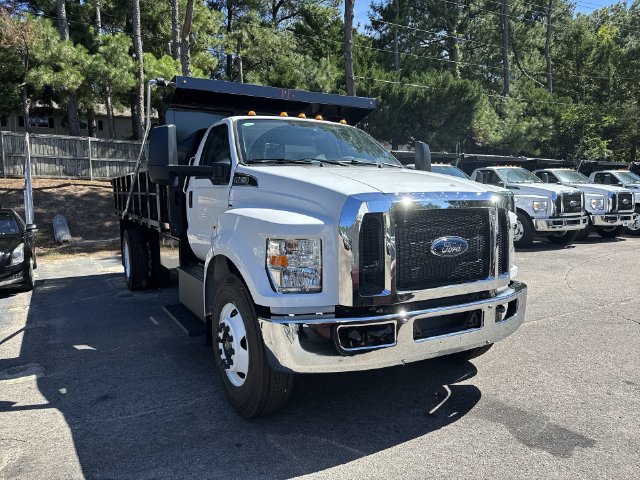 New 2027 Ford F650 2WD Regular Cab Super Duty image 2