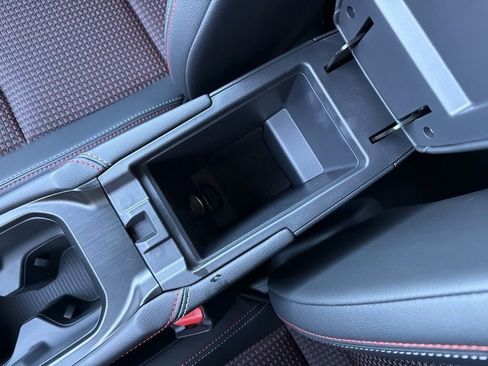 New 2026 Nissan Kicks SR w/ Cold Weather Package image 31