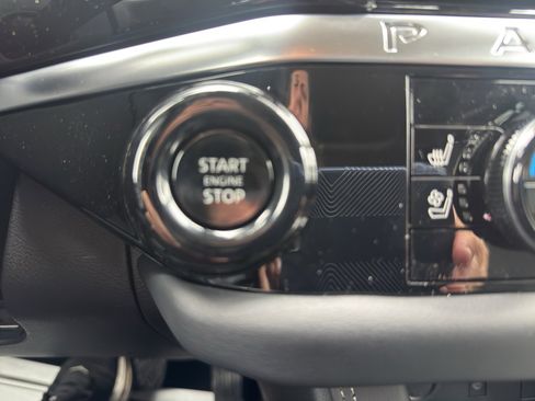 New 2026 Nissan Pathfinder Platinum image 27