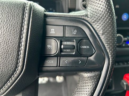 Used 2025 Toyota Tundra TRD Pro AWD/4WD image 11