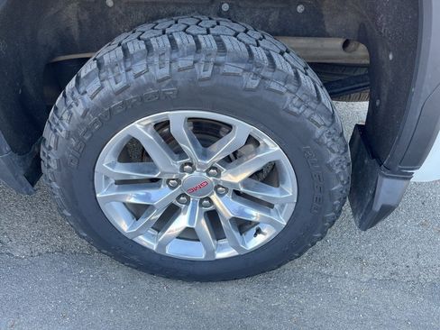 Used 2019 GMC Sierra 1500 SLT w/ SLT Premium Plus Package image 8