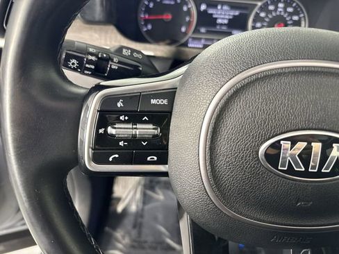 Used 2021 Kia Sorento EX w/ Panoramic Sunroof Package image 13