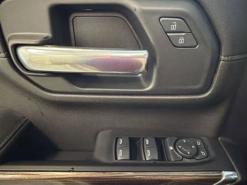 Used 2022 Chevrolet Silverado 1500 RST w/ Z71 Off-Road Package image 18