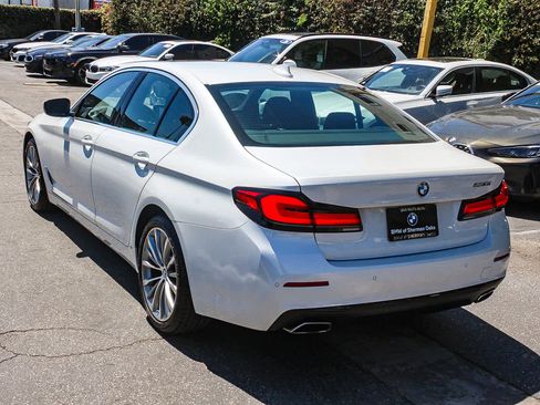 Certified 2023 BMW 530i w/ Convenience Package RWD image 11