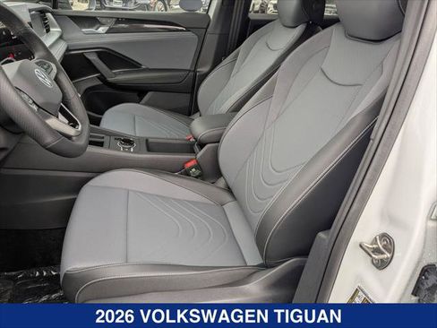 New 2026 Volkswagen Tiguan SE R-Line FWD image 14