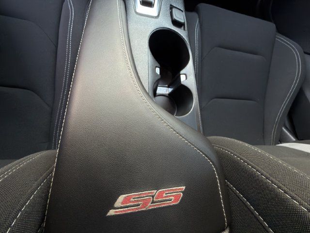 Used 2022 Chevrolet Camaro SS RWD image 24
