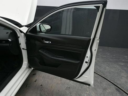 Used 2021 Nissan Altima 2.5 S image 12