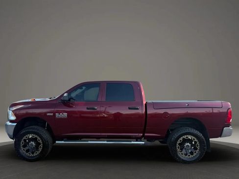 Used 2016 RAM 2500 Tradesman w/ Chrome Appearance Group AWD/4WD image 10
