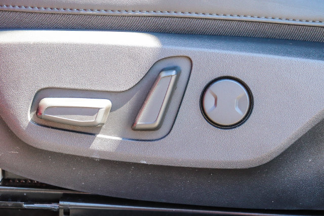 Certified 2025 Kia Niro EX FWD image 21