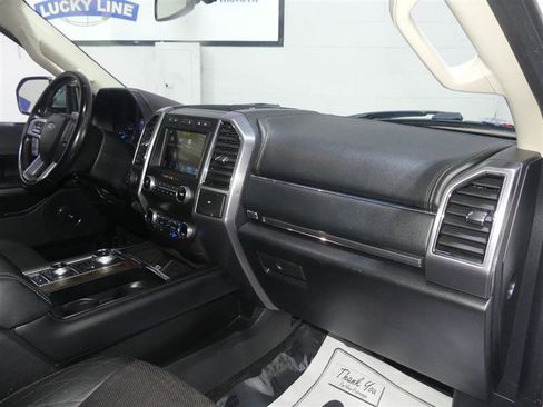 Used 2019 Ford Expedition Platinum AWD/4WD image 24