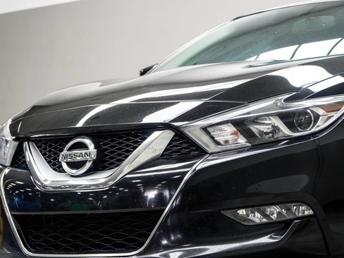 Used 2017 Nissan Maxima 3.5 S image 2