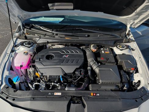 New 2025 Hyundai Elantra N image 16