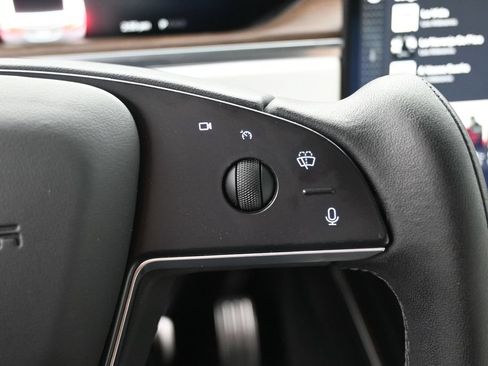 Used 2023 Tesla Model X AWD/4WD image 18