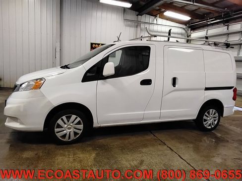 Used 2020 Nissan NV200 SV image 5