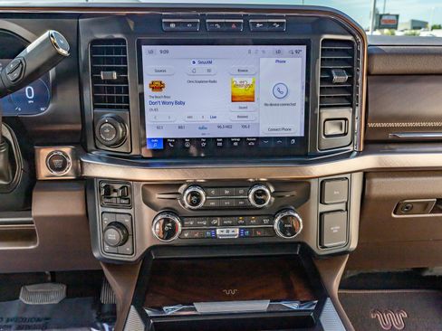 Used 2024 Ford F250 King Ranch w/ Chrome Package AWD/4WD image 23