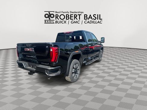 New 2026 GMC Sierra 2500 Denali w/ Denali Reserve Package AWD/4WD image 8