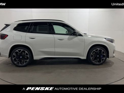 Used 2025 BMW X1 M35i w/ Premium Package image 9