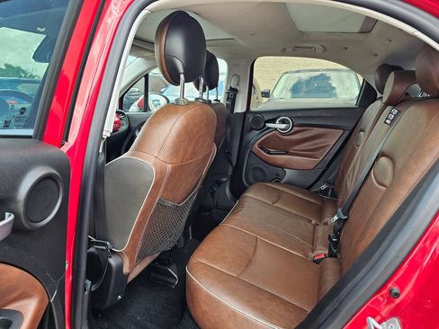 Used 2016 FIAT 500X Lounge FWD image 9