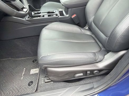 Certified 2026 Subaru Outback Premium AWD/4WD image 16