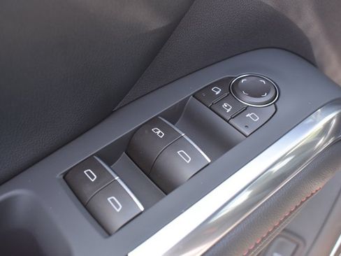 New 2026 Chevrolet Traverse RS w/ LPO, Floor Liner Package FWD image 13