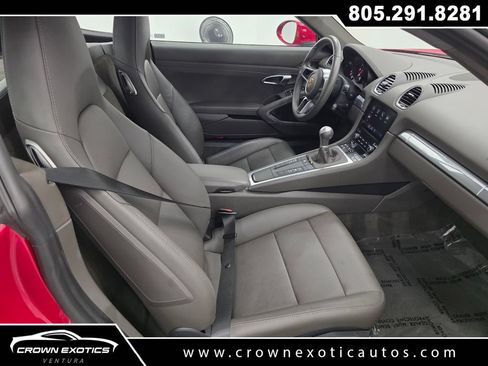 Used 2024 Porsche 718 Cayman RWD image 13