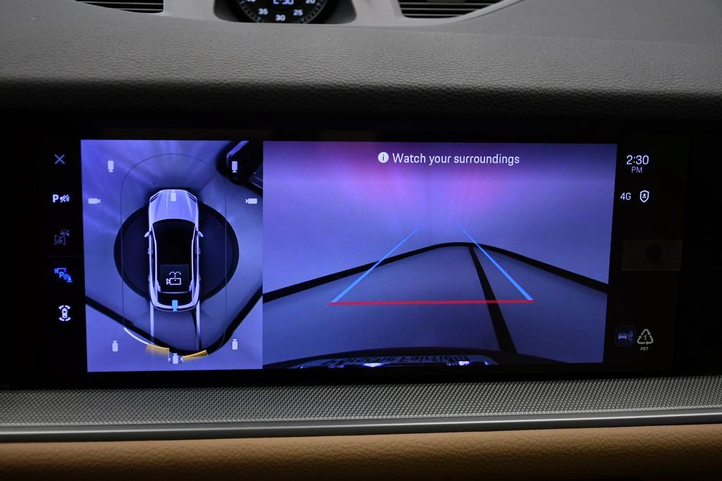 Certified 2025 Porsche Cayenne E-Hybrid Coupe AWD/4WD image 33