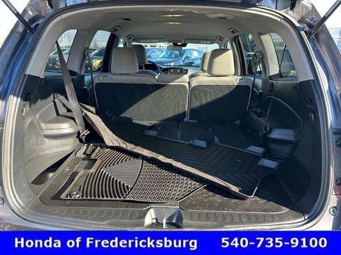 Used 2021 Honda Pilot EX image 37