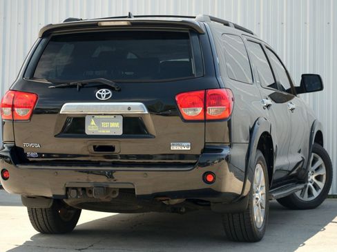 Used 2010 Toyota Sequoia Limited image 4