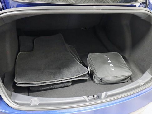 Used 2018 Tesla Model 3 Long Range image 36