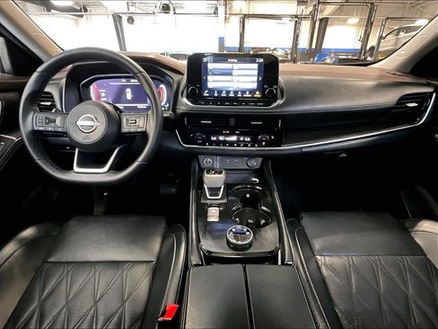 Used 2023 Nissan Rogue Platinum w/ Platinum Premium Package AWD/4WD image 22