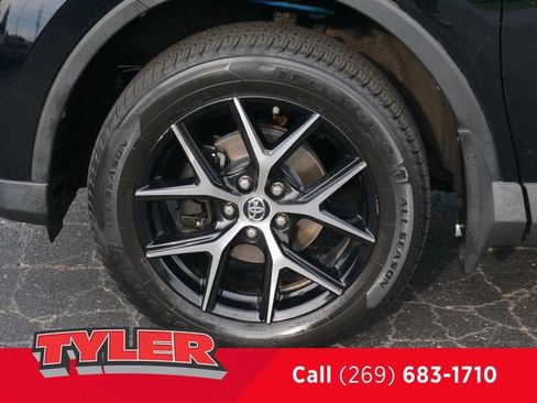 Used 2017 Toyota RAV4 SE w/ Power Extra Value Package AWD/4WD image 44