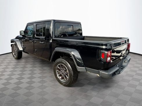 Used 2023 Jeep Gladiator Overland AWD/4WD image 8
