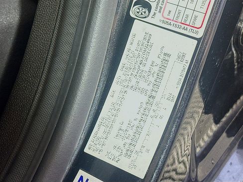 Used 2013 Ford Fiesta SE FWD image 28