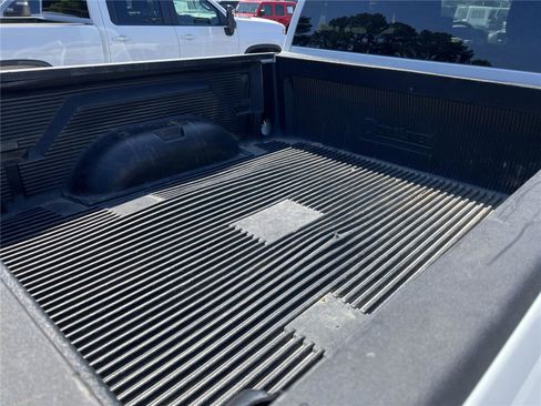 Used 2024 RAM 2500 Big Horn AWD/4WD image 12